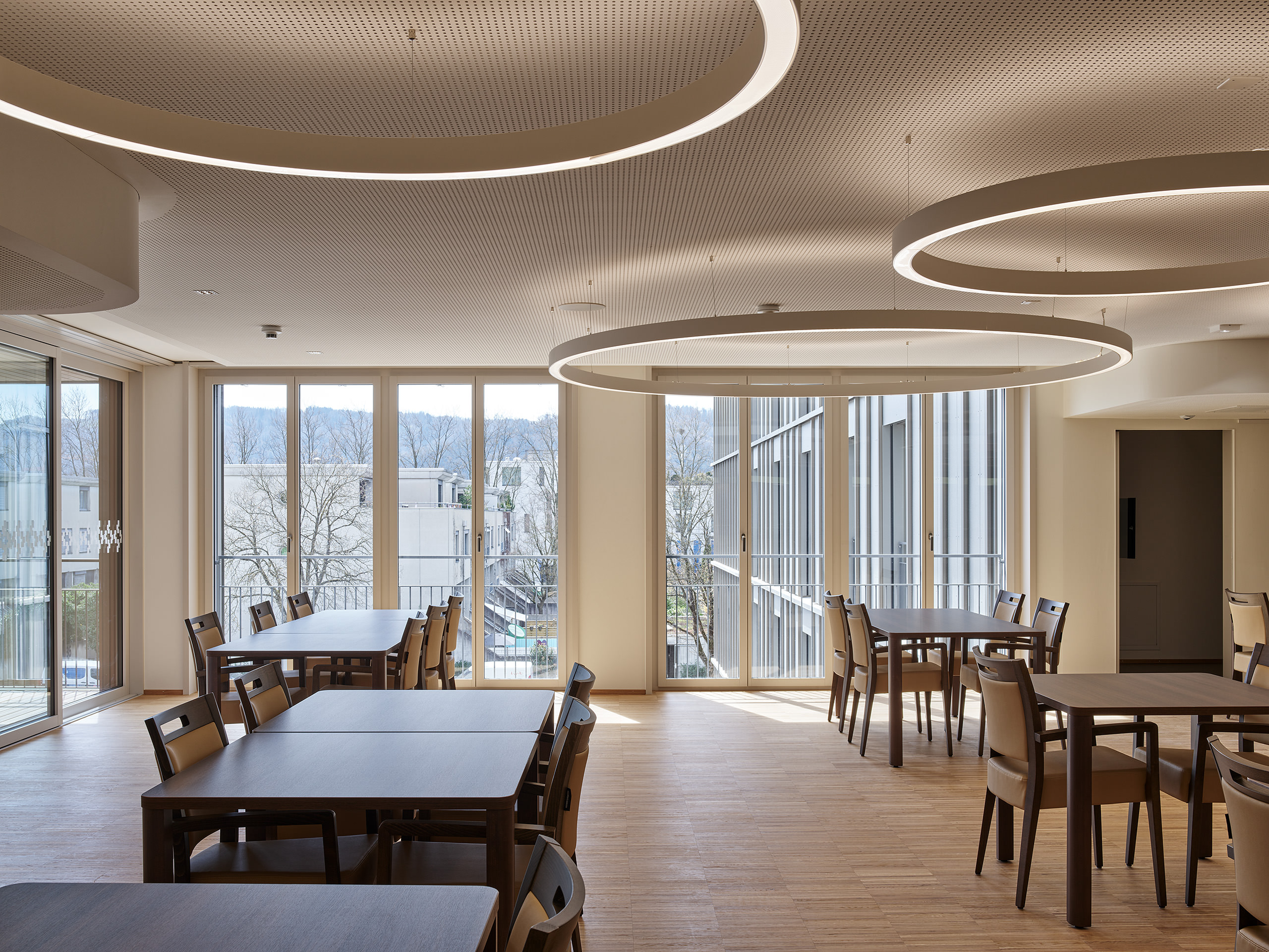 Ahp0068 AIQ4 008532 J2560